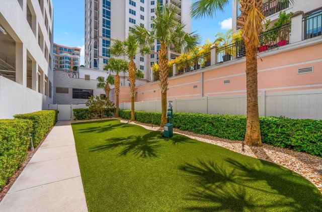 176 4TH AVENUE NE 201, St Petersburg, FL 33701