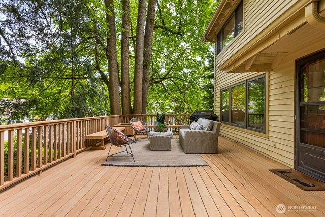 14310 SE 63rd Street, Bellevue, WA 98006
