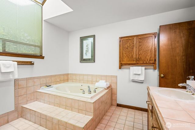 14310 SE 63rd Street, Bellevue, WA 98006