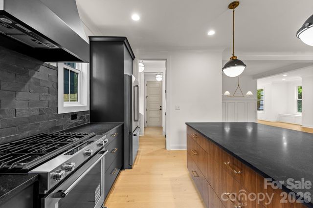 2757 Parkway Avenue, Charlotte, NC 28208
