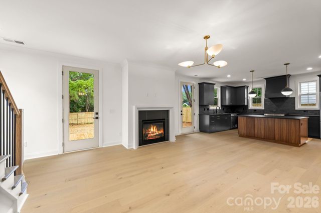 2757 Parkway Avenue, Charlotte, NC 28208