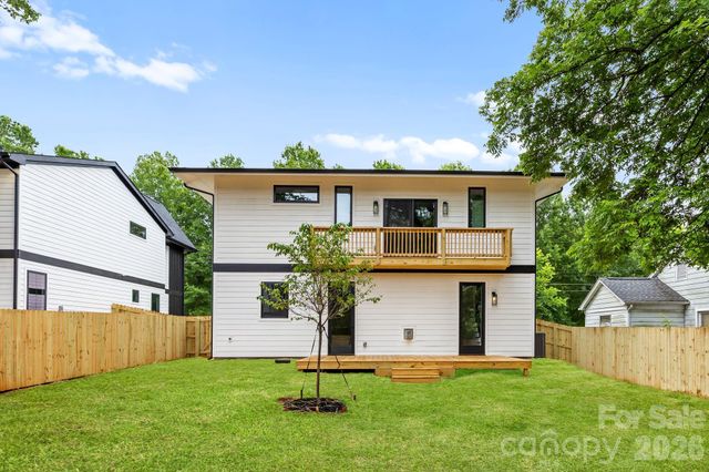 2757 Parkway Avenue, Charlotte, NC 28208