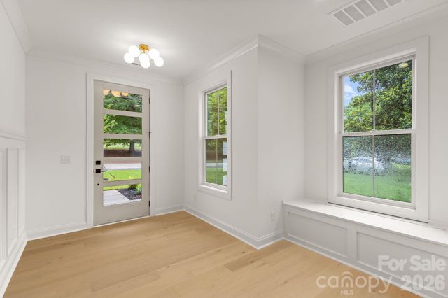 2757 Parkway Avenue, Charlotte, NC 28208