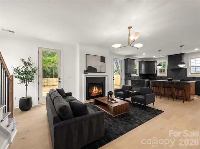 2757 Parkway Avenue, Charlotte, NC 28208