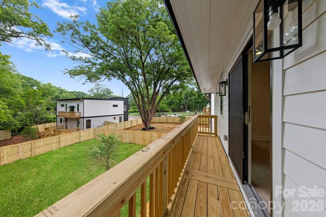 2757 Parkway Avenue, Charlotte, NC 28208