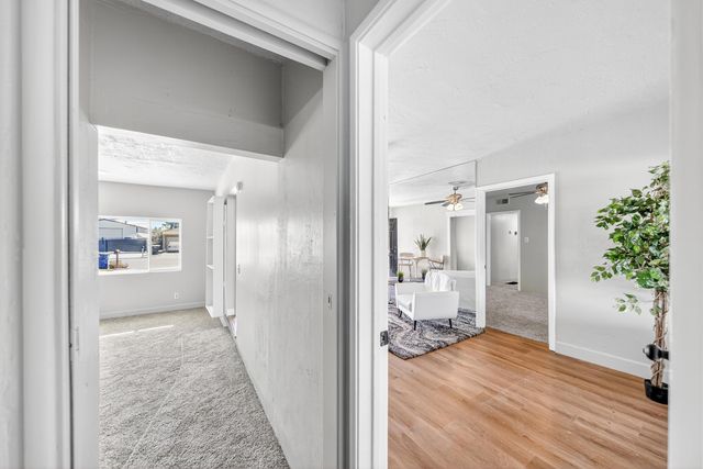 202 W Gail Avenue, Tulare, CA 93274