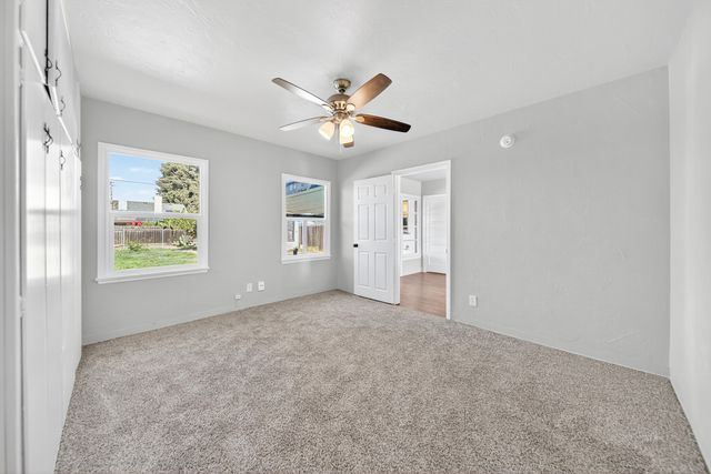 202 W Gail Avenue, Tulare, CA 93274