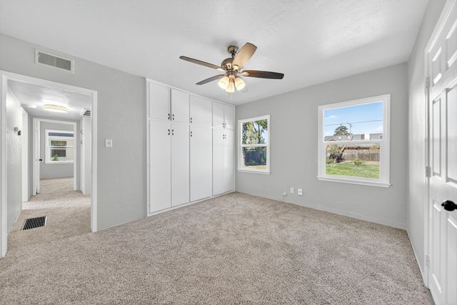 202 W Gail Avenue, Tulare, CA 93274