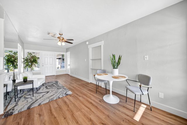 202 W Gail Avenue, Tulare, CA 93274