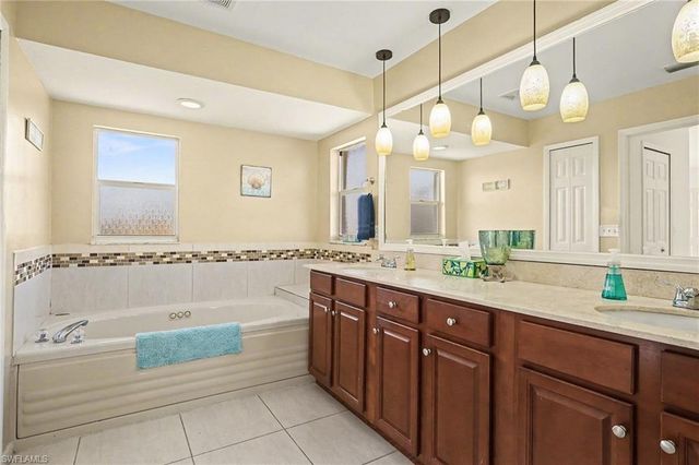 3104 SE 6th AVE, Cape Coral, FL 33904