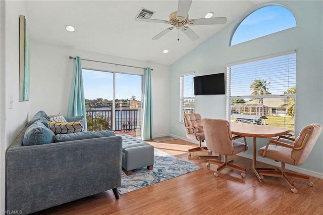 3104 SE 6th AVE, Cape Coral, FL 33904