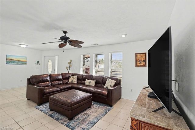 3104 SE 6th AVE, Cape Coral, FL 33904