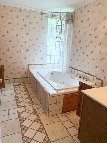 108 Sunset Cir, Centerville, TN 37033