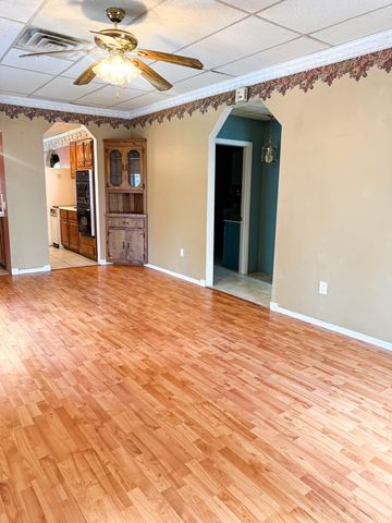 108 Sunset Cir, Centerville, TN 37033