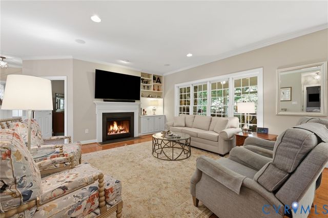 5229 Harvest Glen Dr, Glen Allen, VA 23059
