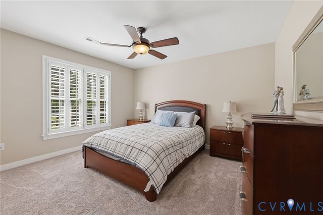 5229 Harvest Glen Dr, Glen Allen, VA 23059