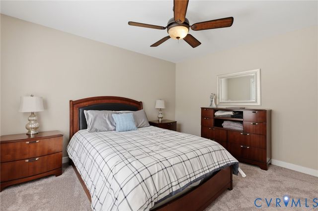 5229 Harvest Glen Dr, Glen Allen, VA 23059