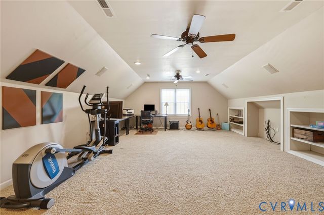5229 Harvest Glen Dr, Glen Allen, VA 23059