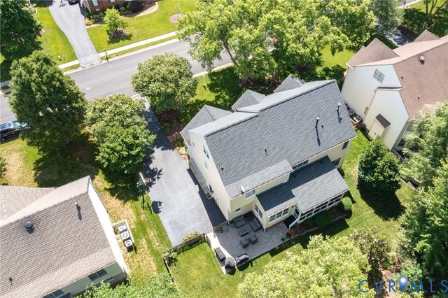 5229 Harvest Glen Dr, Glen Allen, VA 23059