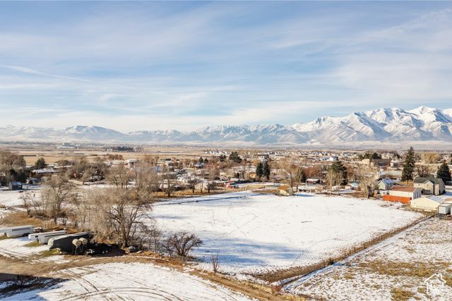 3074 S 800 W, Nibley, UT 84321