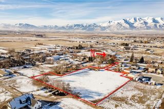 3074 S 800 W, Nibley, UT 84321