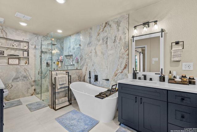 31421 Wild Oak Hill, Fair Oaks Ranch, TX 78015