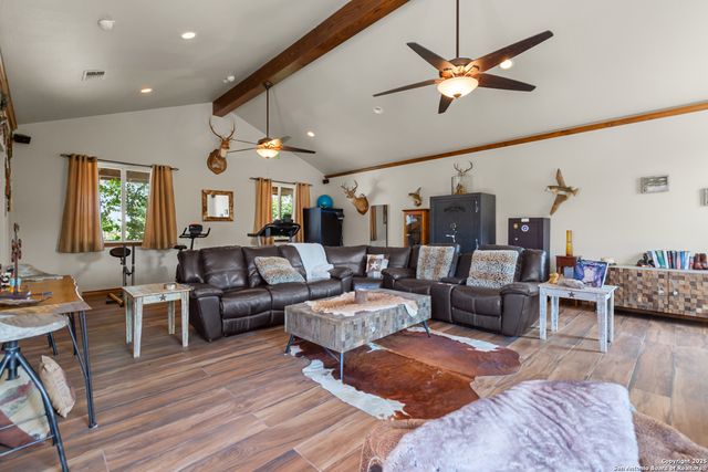 31421 Wild Oak Hill, Fair Oaks Ranch, TX 78015