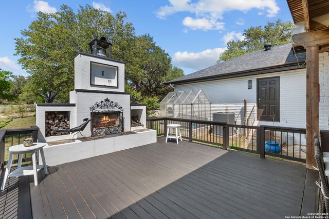 31421 Wild Oak Hill, Fair Oaks Ranch, TX 78015