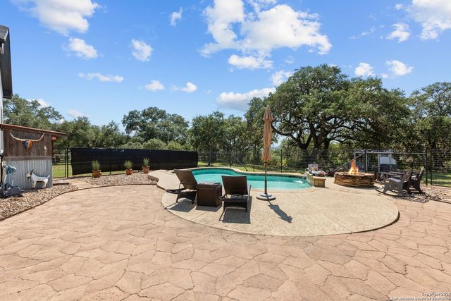 31421 Wild Oak Hill, Fair Oaks Ranch, TX 78015
