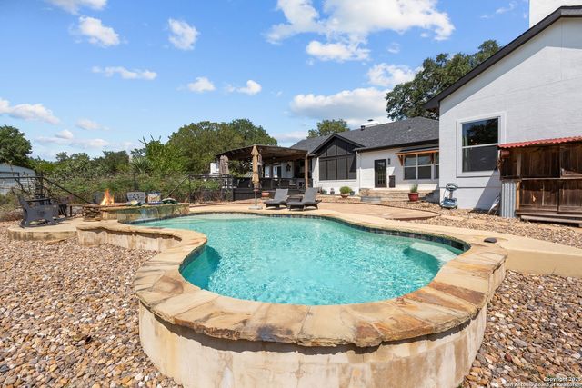 31421 Wild Oak Hill, Fair Oaks Ranch, TX 78015