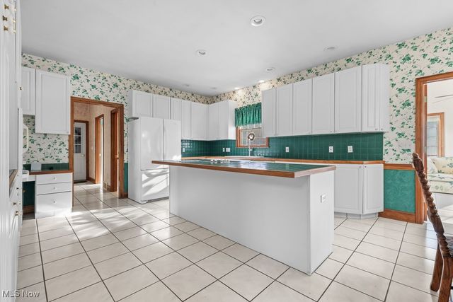 856 Birchwood Drive, Alliance, OH 44601