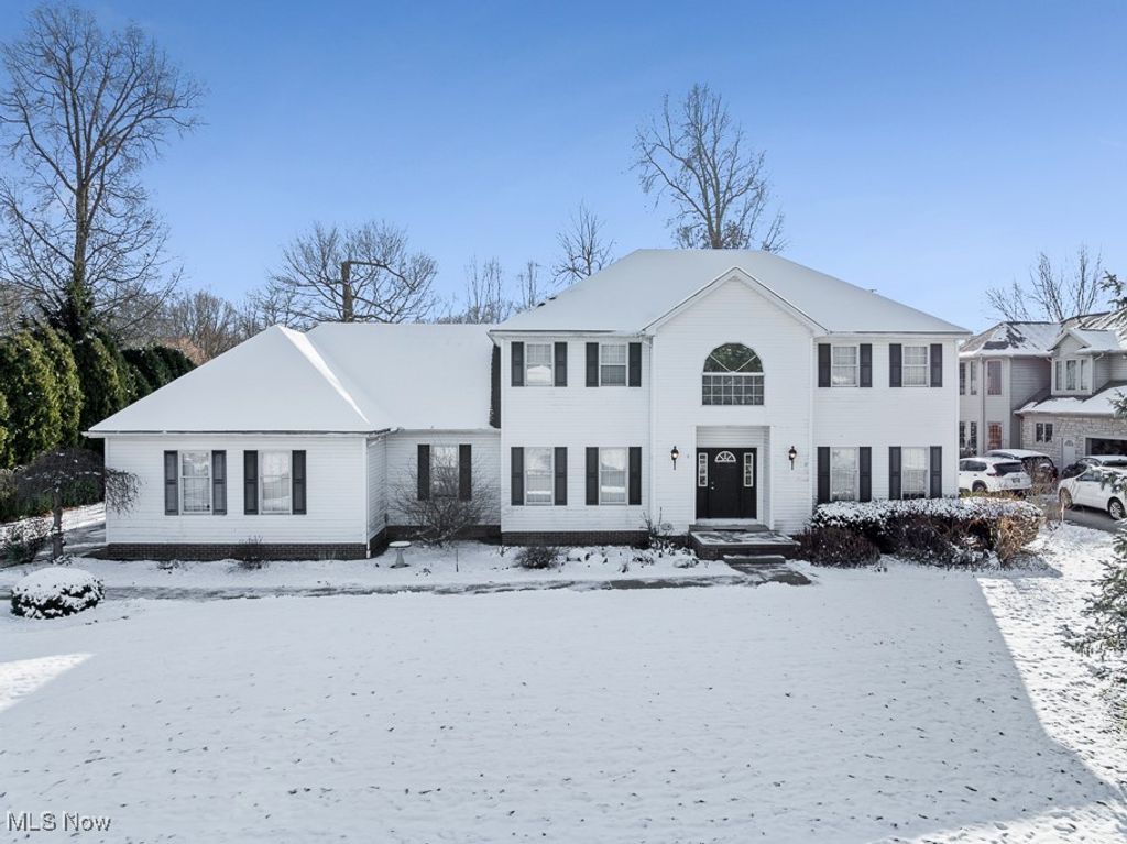 856 Birchwood Drive, Alliance, OH 44601