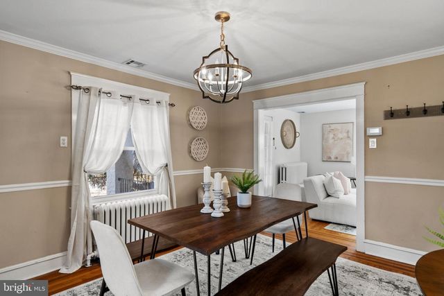 530 E MANOA RD, Havertown, PA 19083