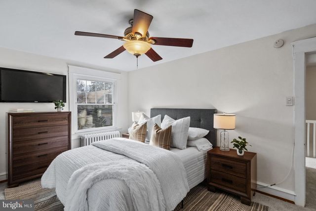 530 E MANOA RD, Havertown, PA 19083