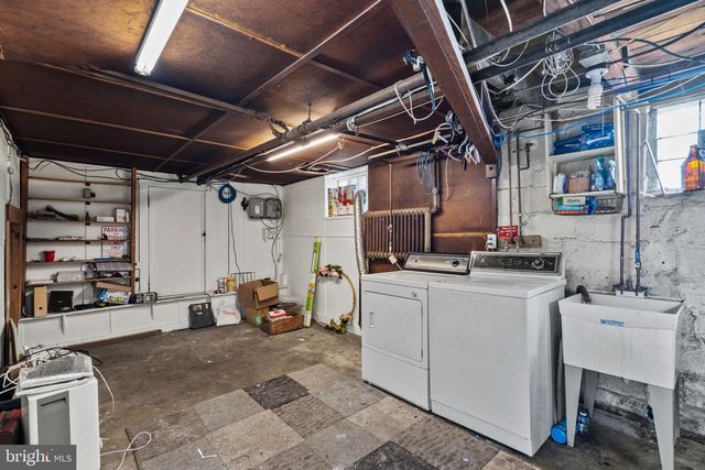 530 E MANOA RD, Havertown, PA 19083