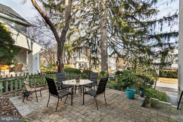 530 E MANOA RD, Havertown, PA 19083