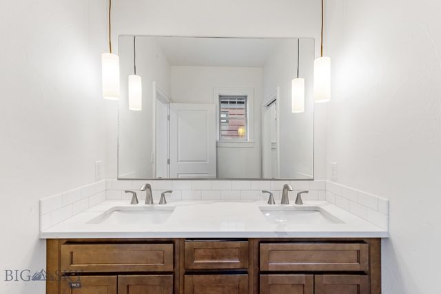 5442 Annie St A, Bozeman, MT 59718