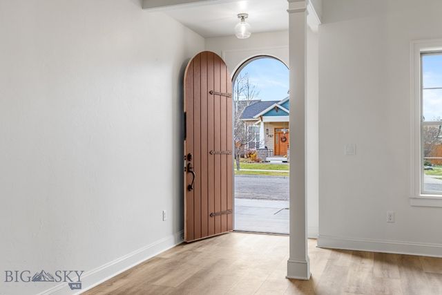 5442 Annie St A, Bozeman, MT 59718