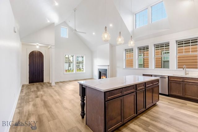 5442 Annie St A, Bozeman, MT 59718