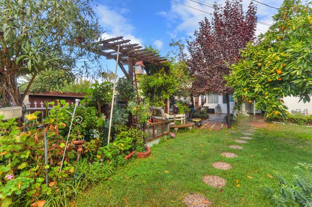 1518 Victor Way, Modesto, CA 95351