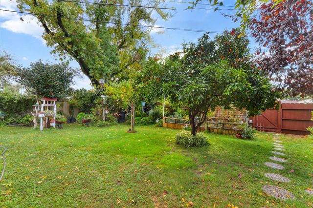 1518 Victor Way, Modesto, CA 95351