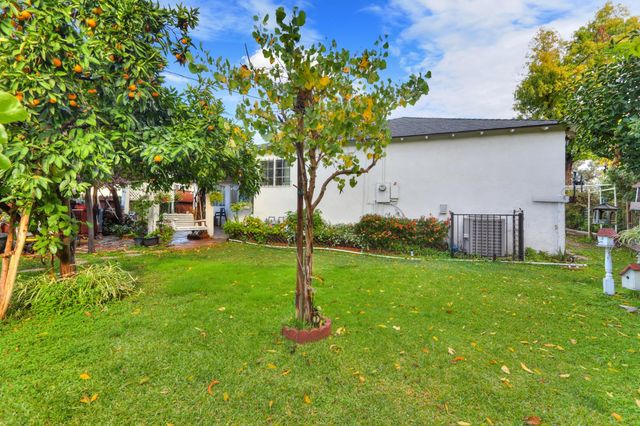 1518 Victor Way, Modesto, CA 95351