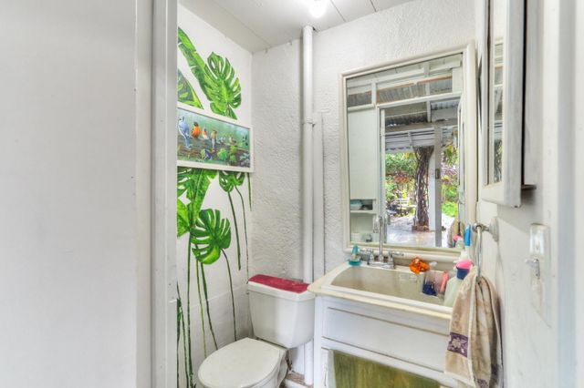 1518 Victor Way, Modesto, CA 95351