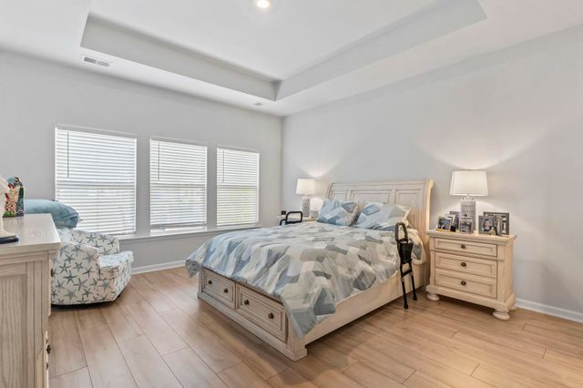 5864 Whitebark Dr., Myrtle Beach, SC 29577