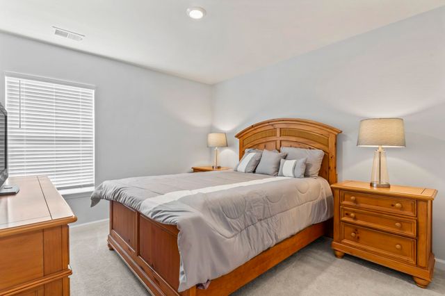 5864 Whitebark Dr., Myrtle Beach, SC 29577