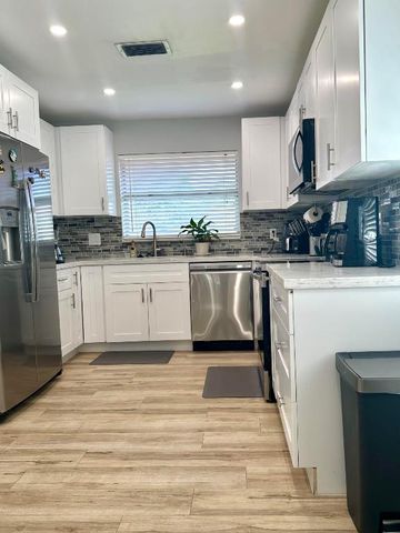 6389 Boca Circle, Boca Raton, FL 33433