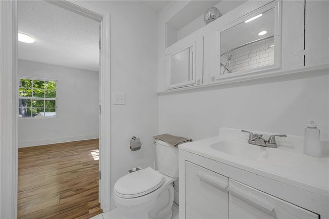 1616 Meadowbrook Circle, Anderson, SC 29624