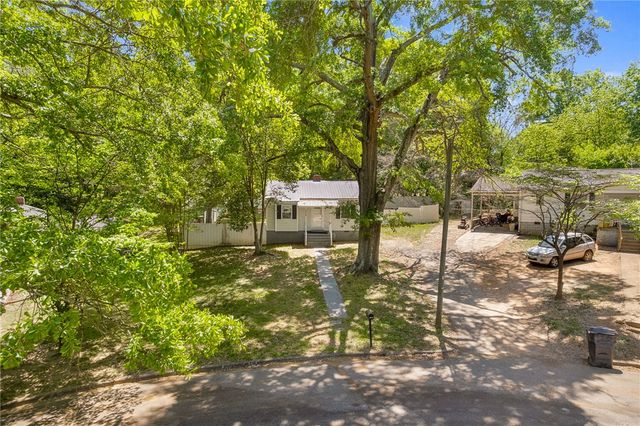 1616 Meadowbrook Circle, Anderson, SC 29624