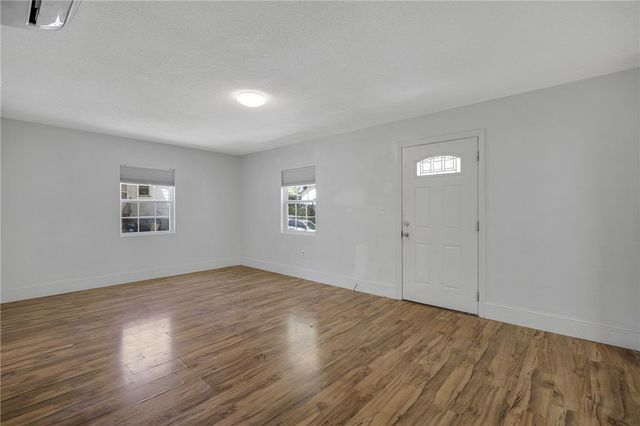 1616 Meadowbrook Circle, Anderson, SC 29624