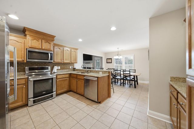 1840 Barnwell Drive, Sumter, SC 29154